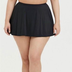 Torrid black swim skirt